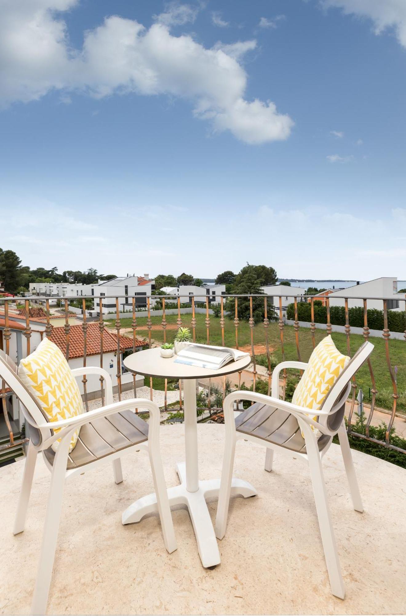 Apartments Villa Nina Fazana Exterior photo